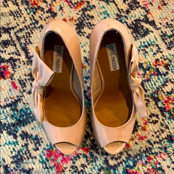 Steve Madden Nude Peep-Toe Pumps - Picture 3 of 5